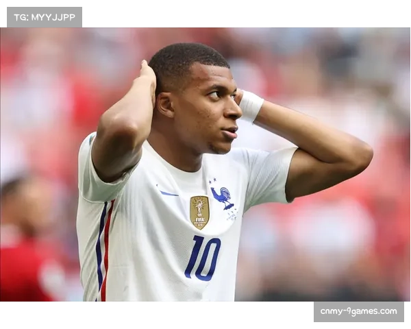 “消息：前法国国脚，现任勒阿弗尔主帅孔布瓦雷确认赛季末离任”